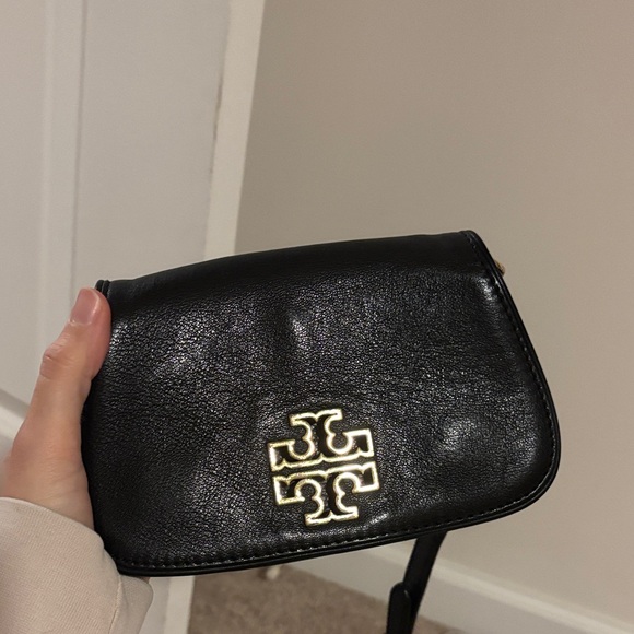 Black Leather Crossbody Bag - Picture 5 of 8